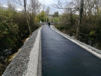 Новый тротуар с укреплением склонов сделали на ул. Рябцева в Нижнем Новгороде