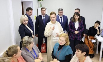 Анне Цивилевой представили нижегородскую СРМ-систему помощи участникам СВО и их семьям