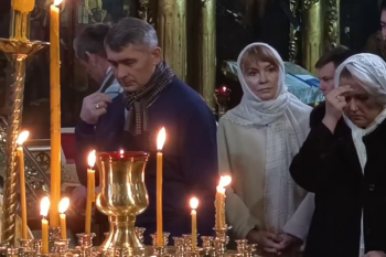Глава Чувашии Олег Николаев принял участие во всеобщем молебне за мир