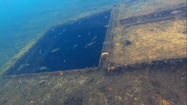 Затонувший земснаряд под Дзержинском Нижегородской области сравнили с "Титаником" (ВИДЕО)