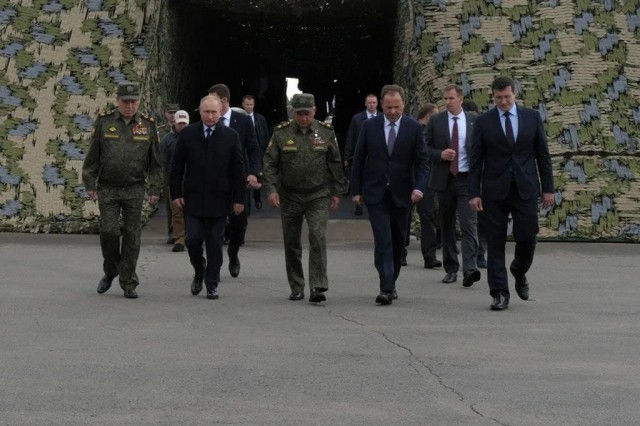 Владимир Путин посетил полигон Мулино в Нижегородской области 