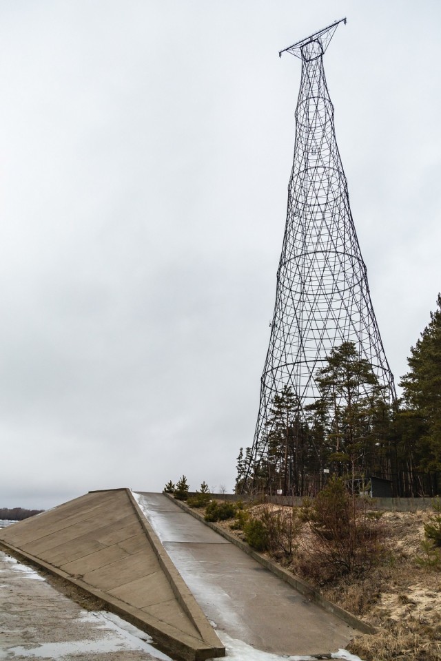 Шуховская башня в Дзержинске Нижегородской области засветится российским триколором