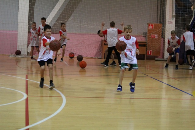 Мастер-класс по баскетболу в рамках проекта "ЛУКОЙЛ  Camp "Всегда в движении" прошел в Кстовском районе