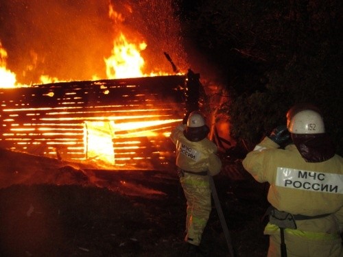 Три дома сгорели в арзамасском селе Нижегородской области