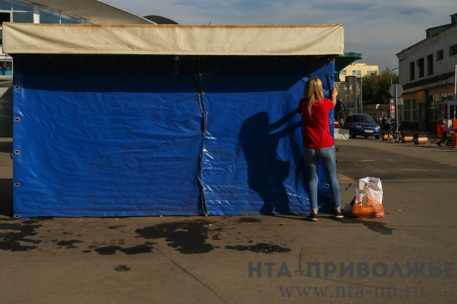 Павильон на рынке "Заречный" в Нижнем Новгороде закрыли за нарушение антикоронавирусных мер