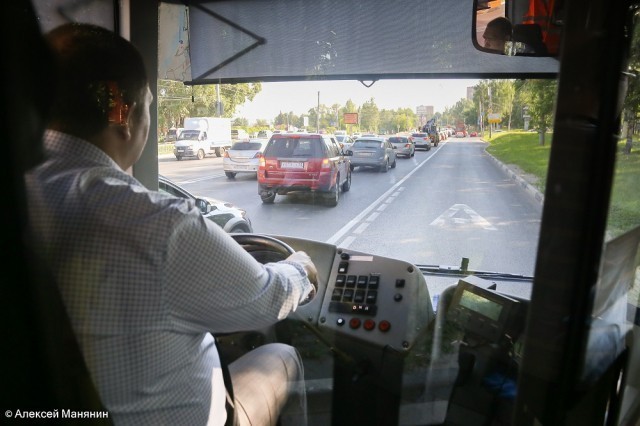 После корректировки работы светофоров время движения автобусов от Щербинок до Мызы в Нижнем Новгороде в час пик сократилось с 11 до 6 минут