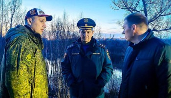 МЧС России эвакуирует жителей из-за прорыва дамбы в Орске