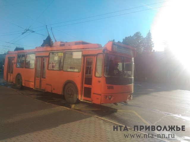 Нижегородец попал под троллейбус на площади Минина и Пожарского