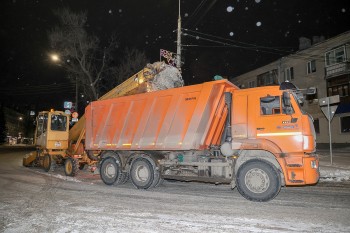 Вывоз снега с нижегородских улиц активизируют в ночные часы