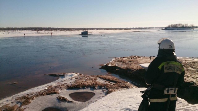 Четыре рыбака утонули на Волге в районе Балахны Нижегородской области 
