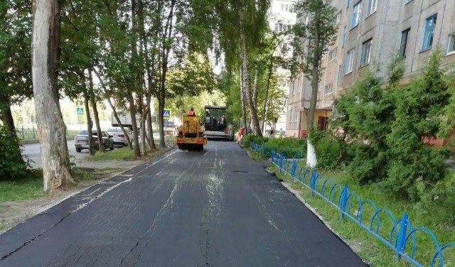 Ремонт асфальта во дворах Калининского района Чебоксар завершён