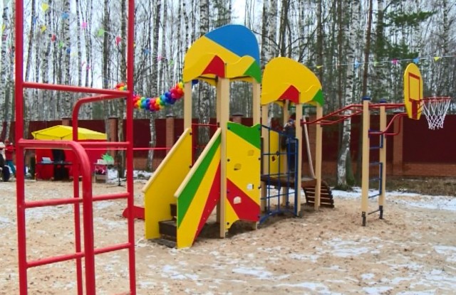 Построенная по программе местных инициатив детская площадка открылась в поселке Глубинный г.о.г Бор Нижегородской области
