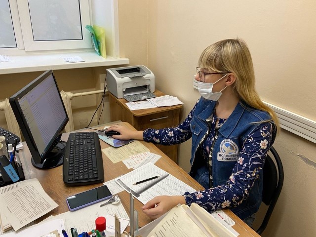 Нижегородские волонтеры помогают медработникам в поликлиниках