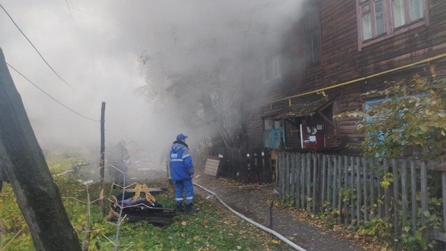Пожар произошёл в барачном доме в Ленинском районе Нижнего Новгорода