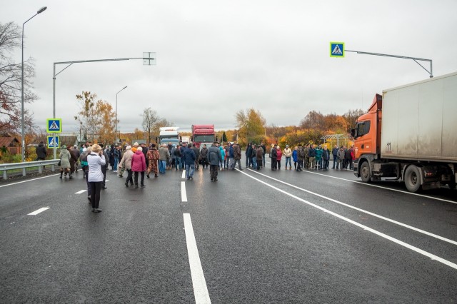 Левый поворот на одном из участков М-7 в Лысковском районе Нижегородской области по требованию местных жителей решено оставить