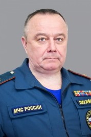Президент освободил от должности начальника МЧС по Кировской области Михаила Лихачева
