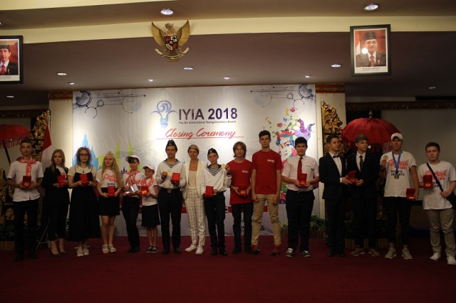 Девять школьников из ПФО завоевали золотые и серебряные медали на всемирной выставке юных изобретателей в Индонезии