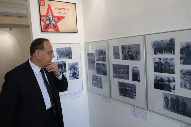 Фотодокументальная выставка "Военные будни архивной строкой" открылась в Нижнем Новгороде 1 октября