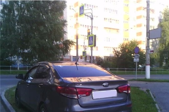 Вопрос парковки на газонах стал одним из самых частных в системе "Инцидент менеджмент" в Чебоксарах
