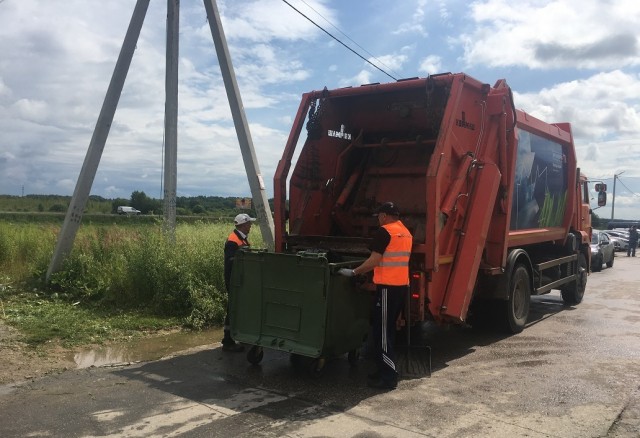 Число жалоб на вывоз мусора и содержание контейнеров в пяти районах Нижегородской области сократилось на 85%