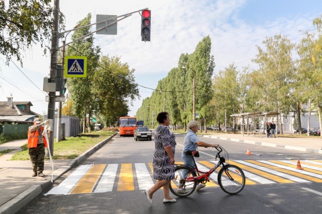 Новый светофор установлен у остановки общественного транспорта "Ореховская" в Нижнем Новгороде