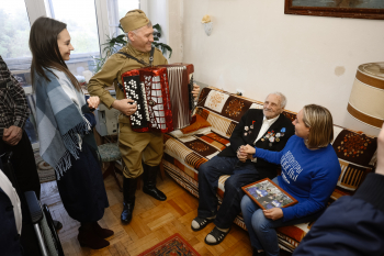 Нижегородские фронтовики получают поздравления в рамках акции &quot;Подарок ветерану&quot;