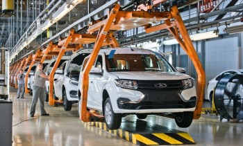 Продажи автомобилей марки LADA выросли на 87% в 2023 году