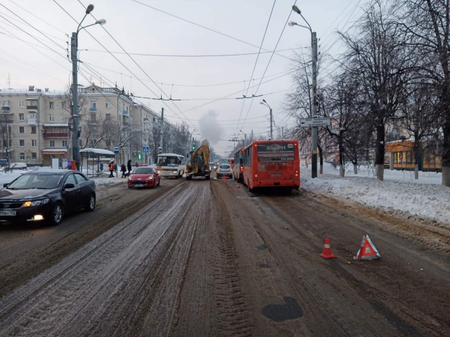 Две нижегородки пострадали в столкновении автобусов 20 февраля