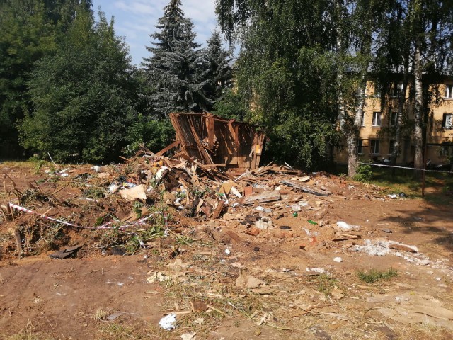 Аварийные многосекционные сараи демонтируют в Приокском районе Нижнего Новгорода
